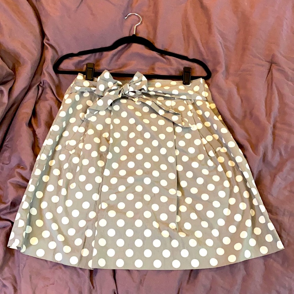 Cute skirt!